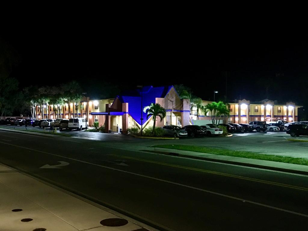 Americas Best Value Inn Sarasota Eksteriør bilde