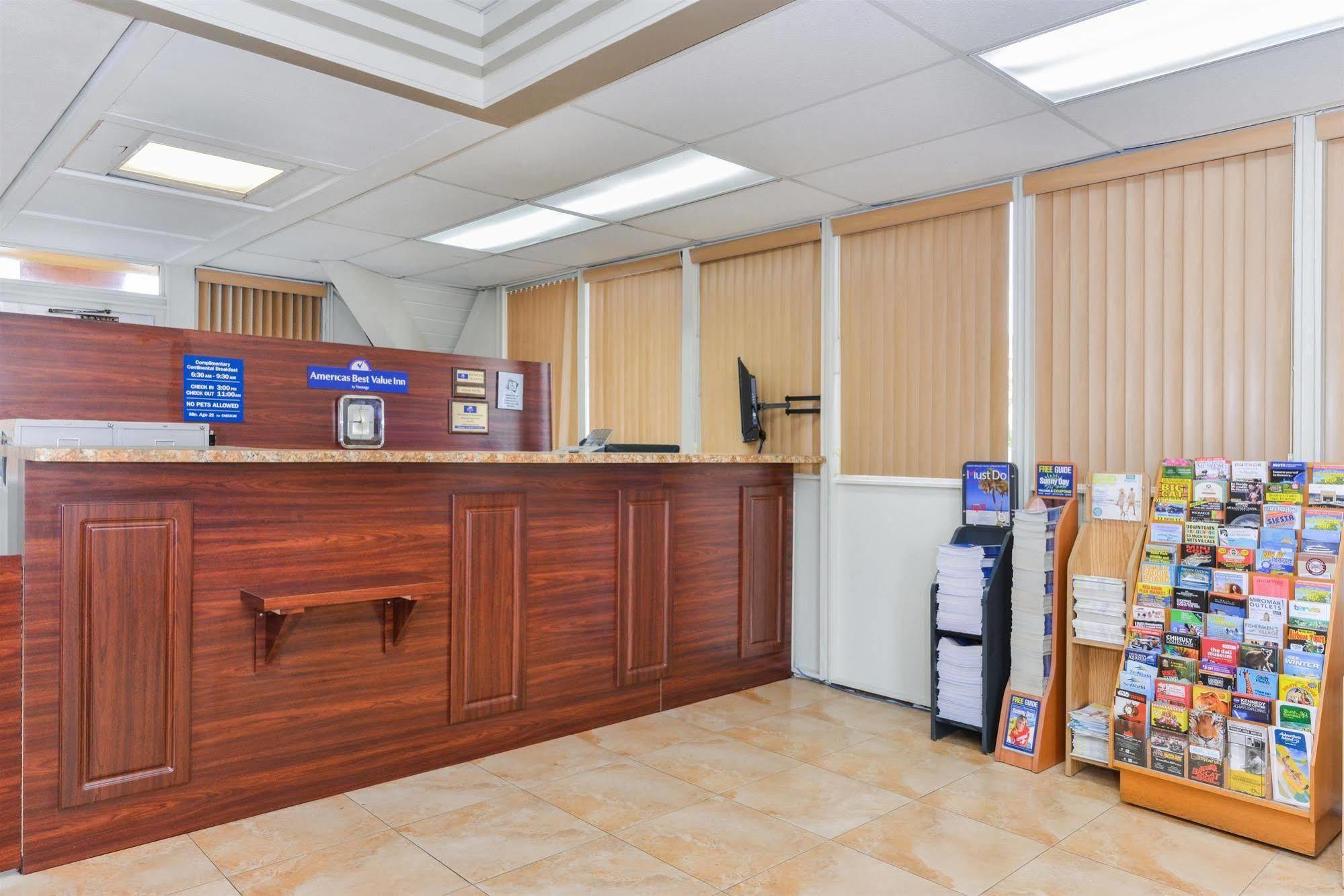 Americas Best Value Inn Sarasota Eksteriør bilde